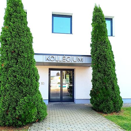 Famulus Kollegium Pansiyon Yanıkkale Dış mekan fotoğraf