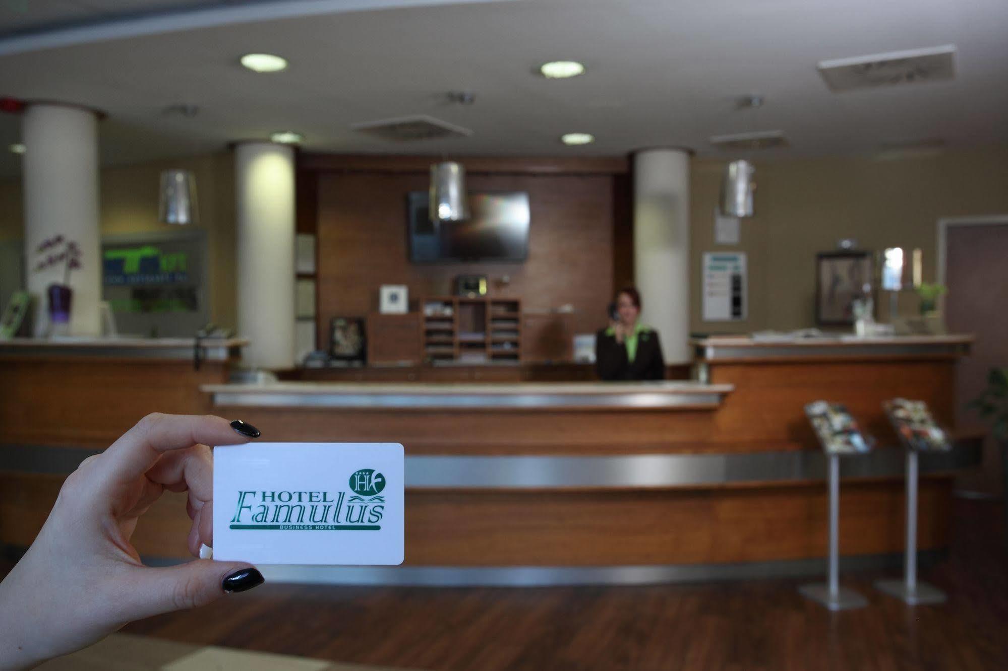 Famulus Kollegium Pansiyon Yanıkkale Dış mekan fotoğraf